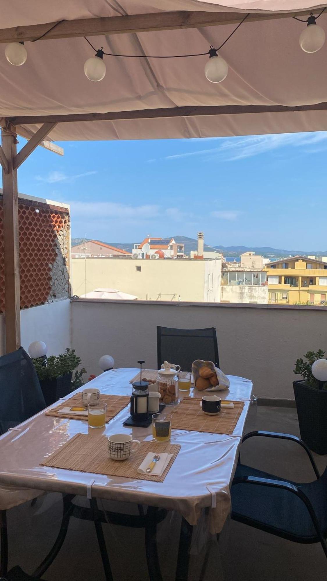 Central Apartment Alghero Apartment